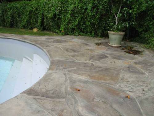Natural Stone Pool Coping