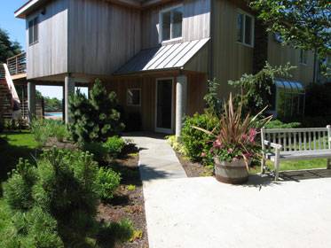 Hither Hills Front Entrance Walkway